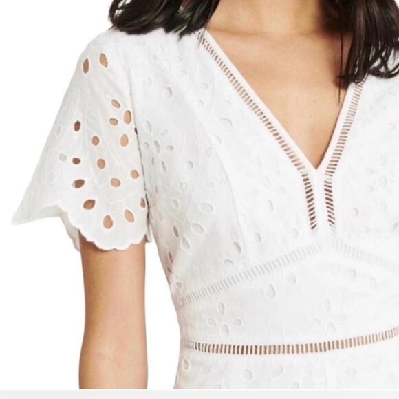 Abercrombie & Fitch White Eyelet Tie-Back Romper - Picture 10 of 11